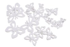 Dřevěné výseky na pověšení ve tvaru motýlka 4-8cm - 18ks
