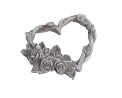 Dekorace srdce s růžemi .8,5cmLx7,5cmWx1,5cmH