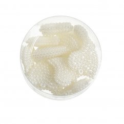 Závěsné srdíčko z perliček, 3,8 cm, 12ks