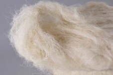 Přírodní materiál - balík běleného sisalu  500 gr