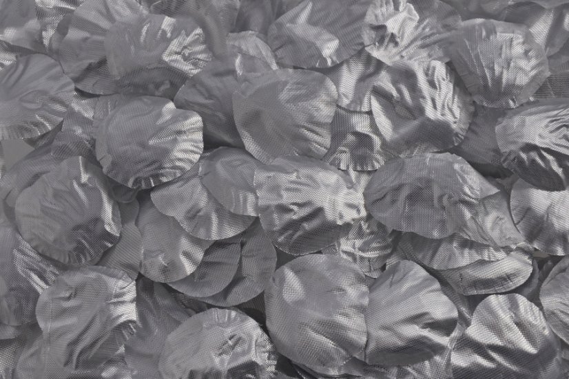 Umělé textilní plátky růží vel. 4,5cm cca 100ks