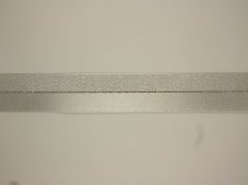 Atlasová stuha s metaloplastem 2,5cm/20m