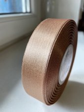 Atlasová stuha tkaná oboulícní s metaloplastem 2,4cm/20m