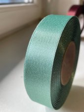 Atlasová stuha tkaná oboulícní s metaloplastem 2,4cm/20m