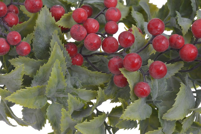 Dekorační věnec z umělých větviček hlohu Ø 42cm