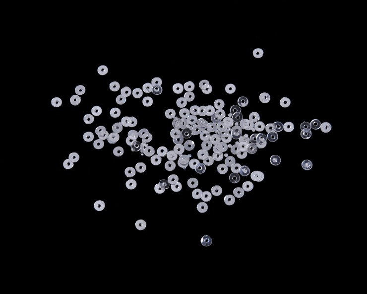 Dekorace flitry s dírkou  Ø 0,4cm - 33g