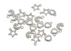 Plastové přívěsky různých tvarů 2,2cm -  24 ks