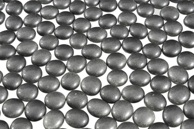 Dekorace  skleněné krystaly 2-3cm - 850gr