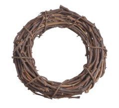 Věnec pletený z nebarveného  proutí Ø 40 cm