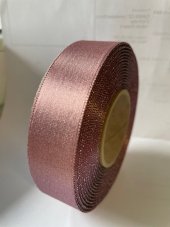 Atlasová stuha tkaná oboulícní s metaloplastem 2,4cm/20m
